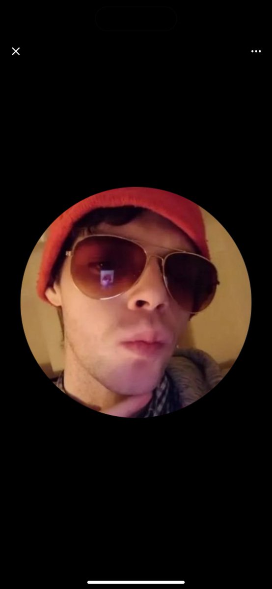 will_spinkss's tweet photo. @ImaRealFerret @_TommyMason Thanks SkinnyDip for enlightening me on the culture of each individual place of the entire UK, and for telling me that actually these people are lying about the name they called their “mom” on twitter for absolutely no reason. 
What would the internet do without you https://t.co/41kRzrQtAL