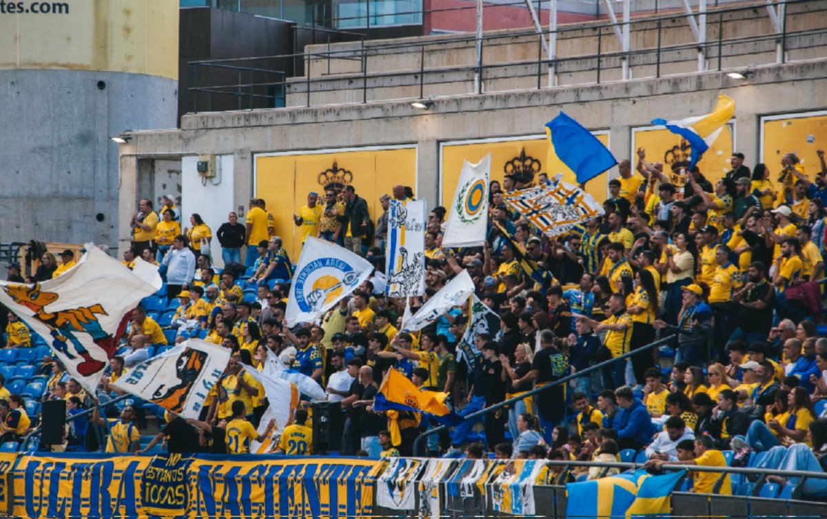 Grupo Ultra Naciente tweet media