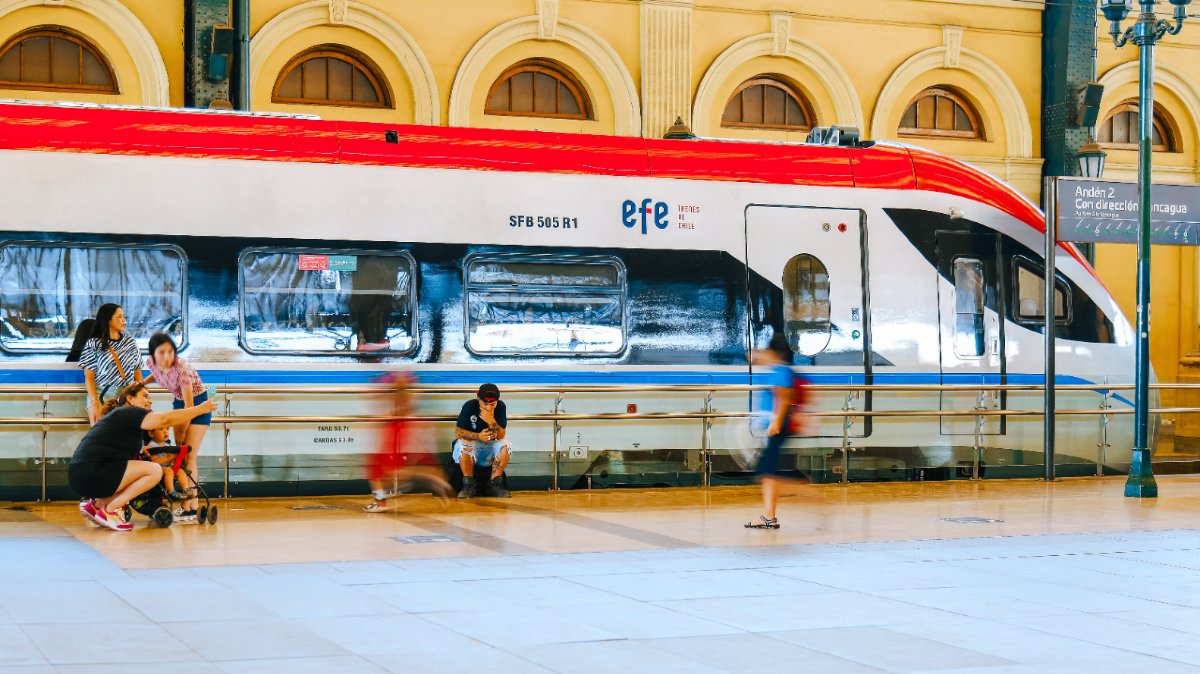 Tren Chillán - Estación Central tweet media
