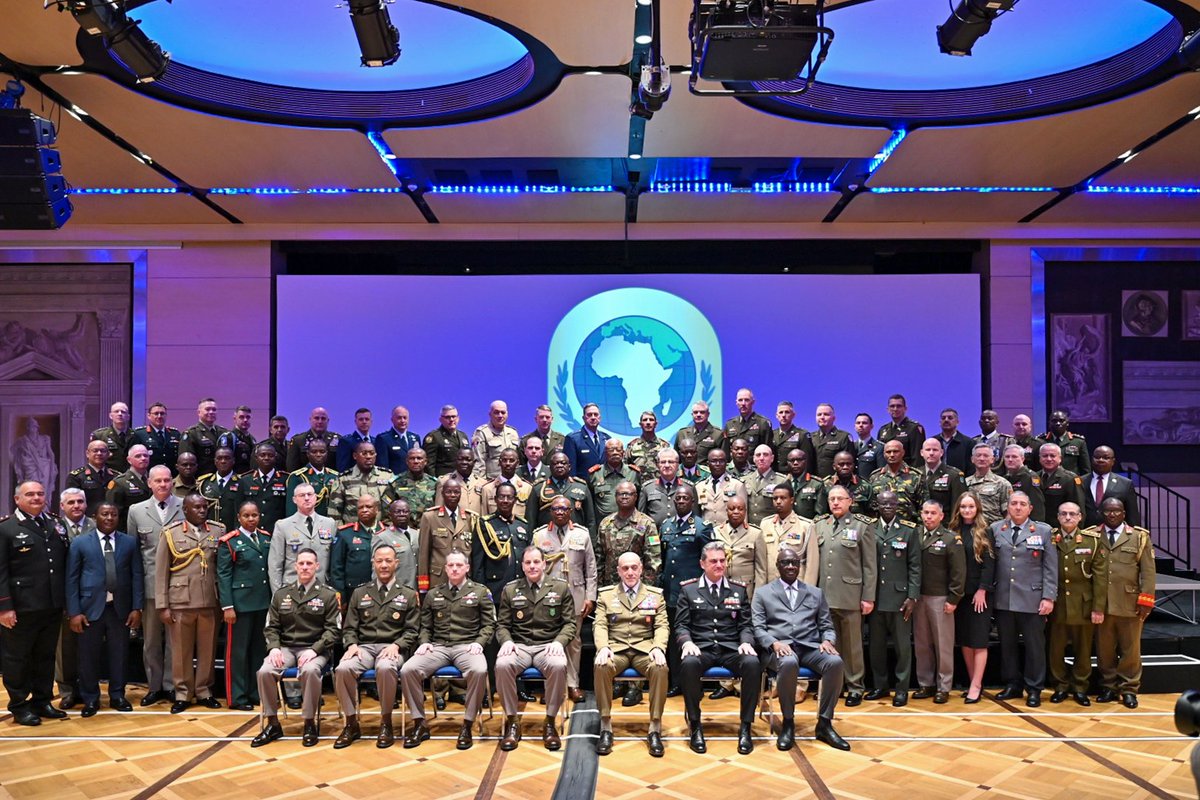 Esercito's tweet image. African Land Forces Summit (Roma, 23 marzo 2026)
Il Capo di SM dell’#Esercito, Gen.C.A. Carmine #Masiello, è intervenuto all’ALFS, organizzato da SETAF-AF sul tema “Rafforzare la sicurezza condivisa attraverso l’#intelligence, l’#innovazione e l’#industria”.
L’evento ha riunito i