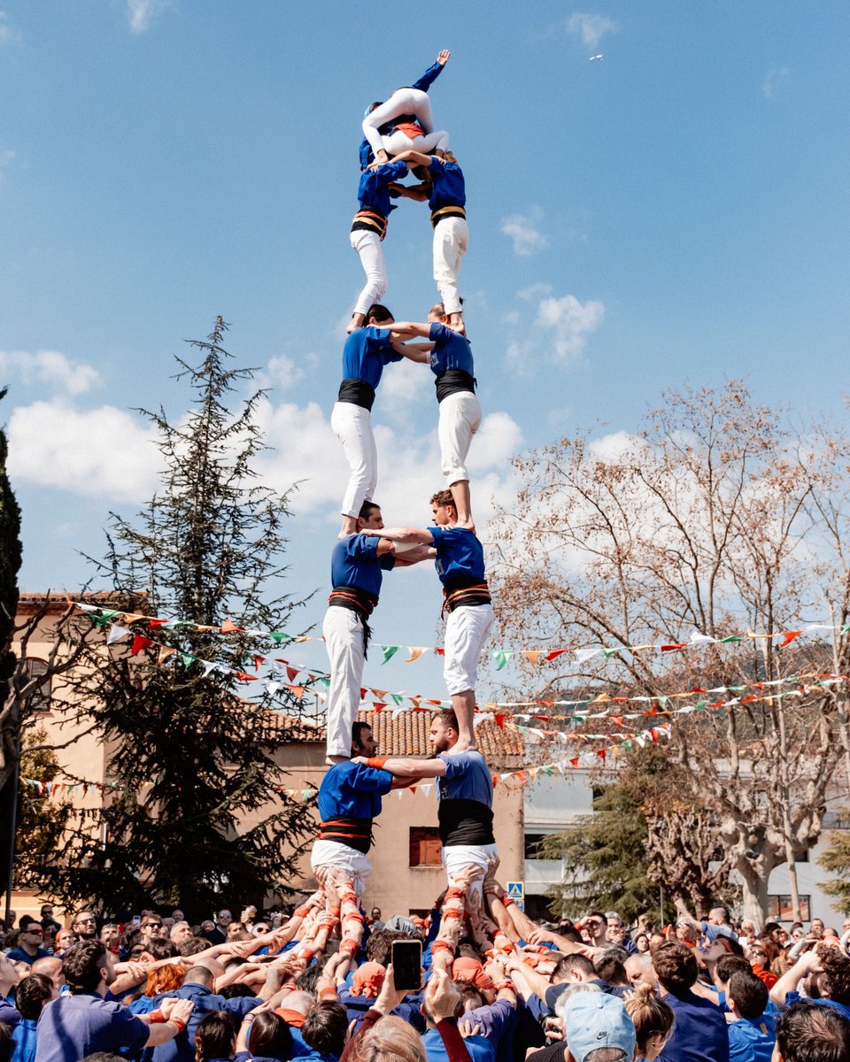Castellers de la Vila de Gràcia tweet media