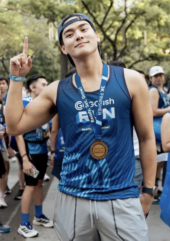 vincentgrey_'s tweet photo. sarap talaga ni michael 🥵 https://t.co/6C5uV7dlhD