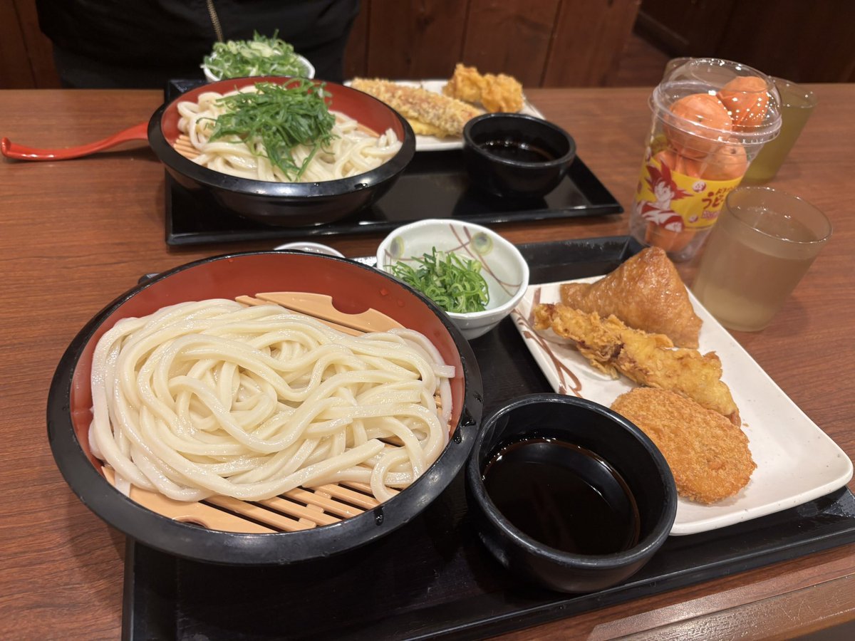 🐧🍢でうどん
🐧のネギキモイ