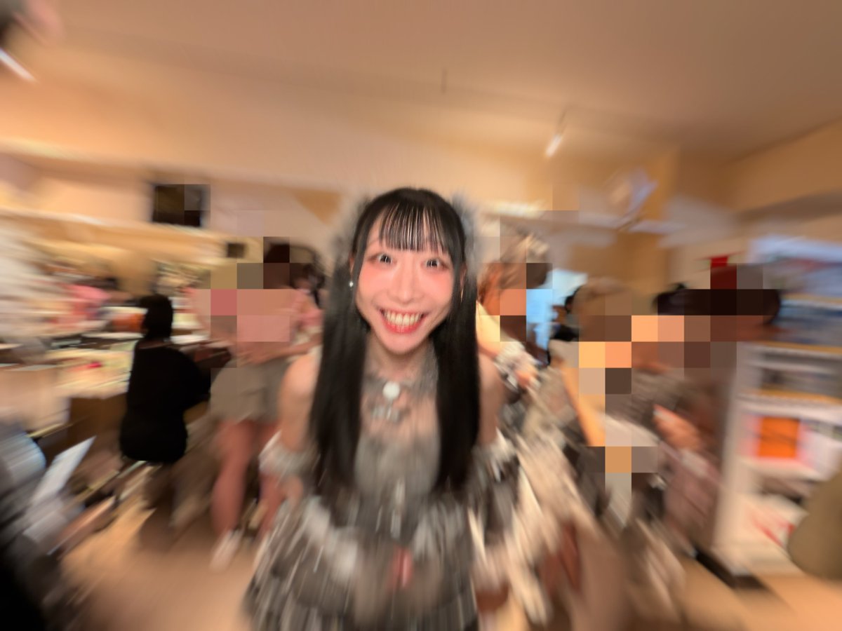 あざらしと同じくらい目が大きい私 tweet media