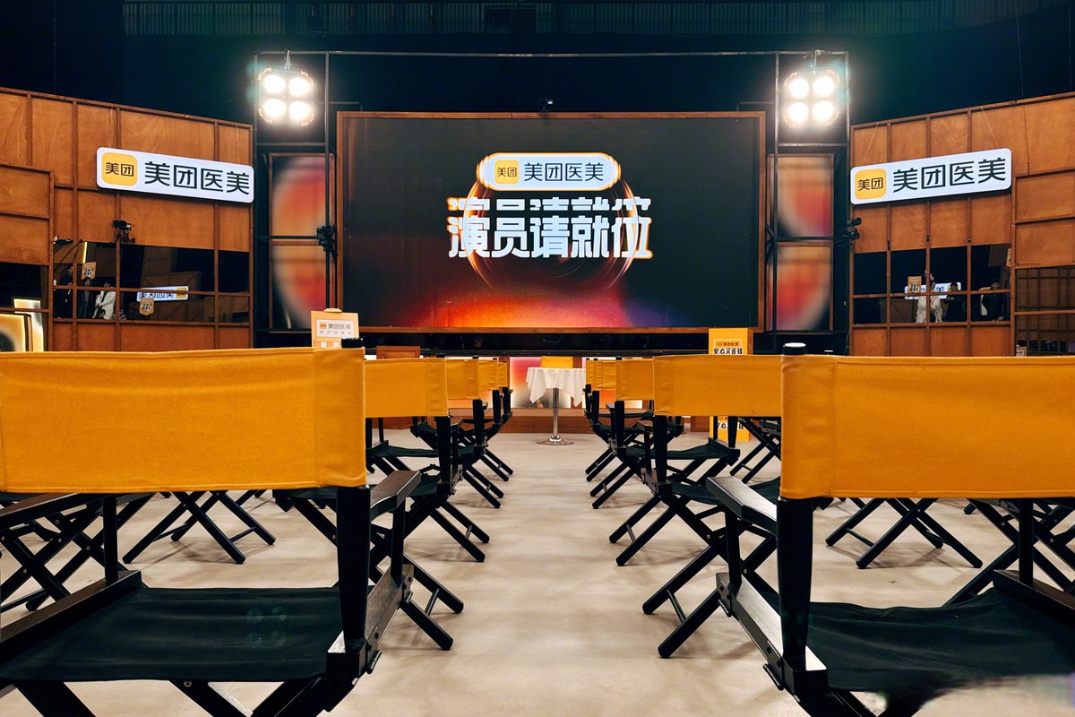 Warren Peace tweet media