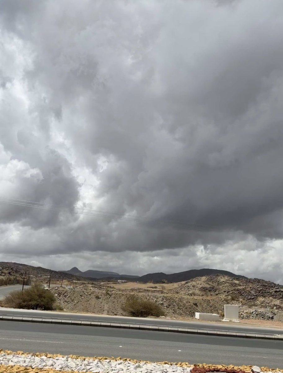 سـمُو tweet media