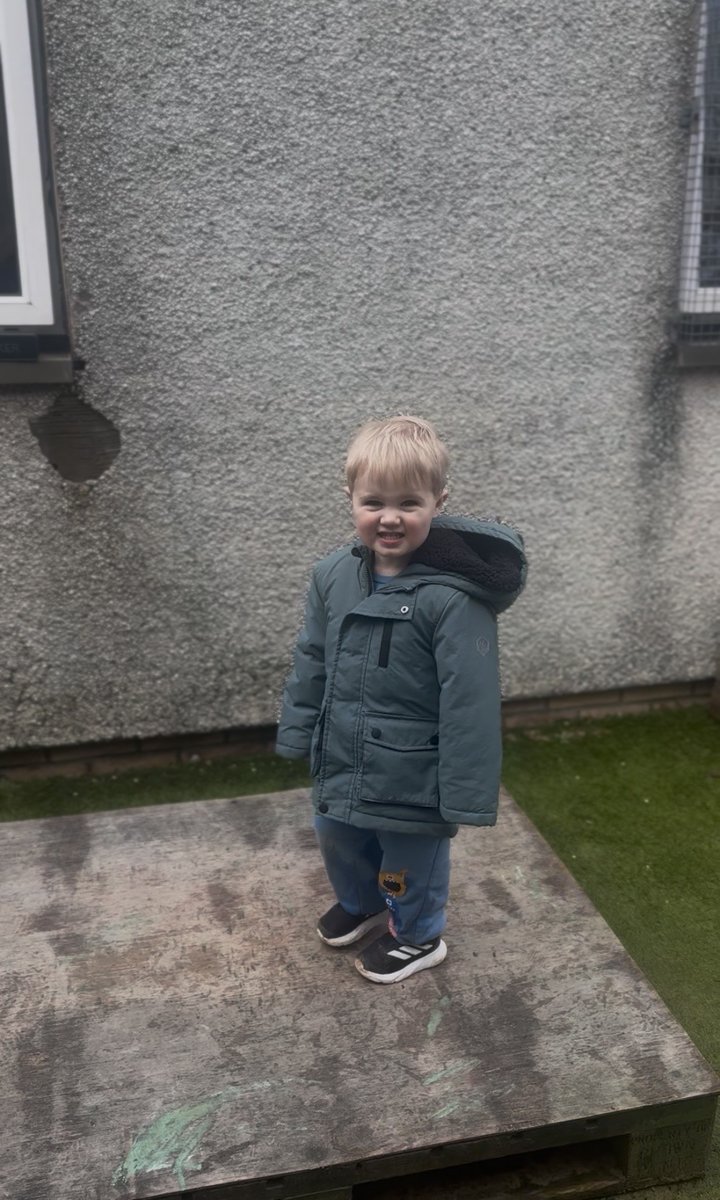 Garden Dance Party 🎶💃

The children had a wonderful time enjoying action songs in the garden🕺 They were moving, singing, and laughing together, filling the garden with energy and smiles 🥰