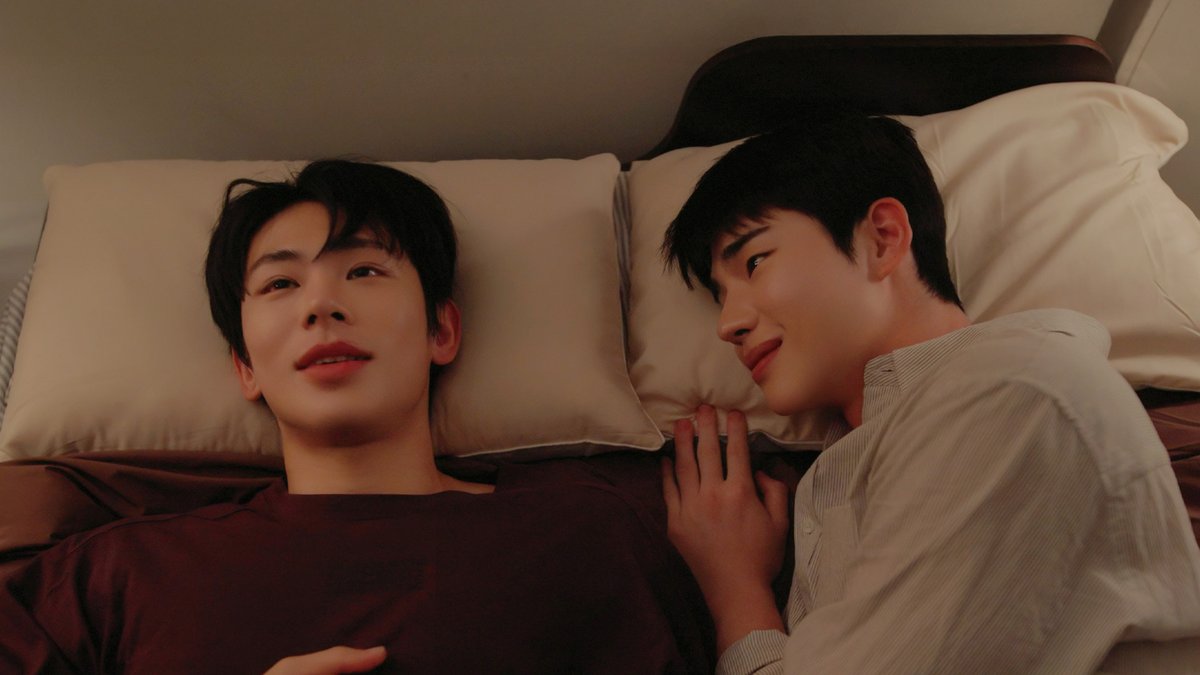 Trendy Update tweet media