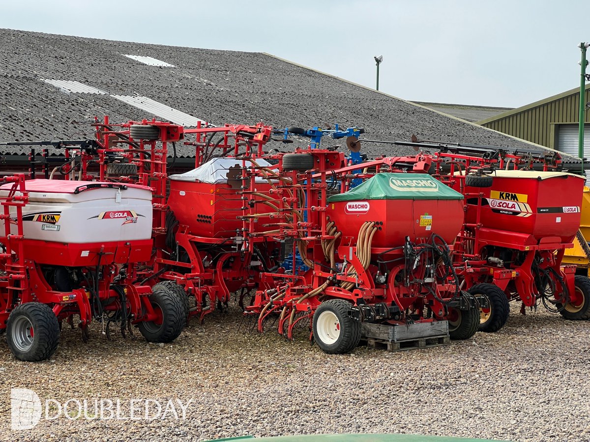 Doubleday Group tweet media