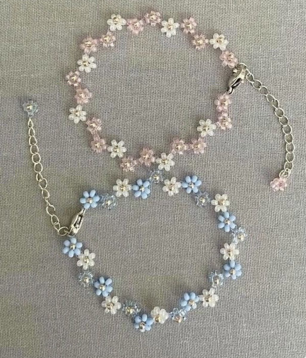 こういう一生残せるビーズ花束や
アクセサリーも素敵💐*.゜
