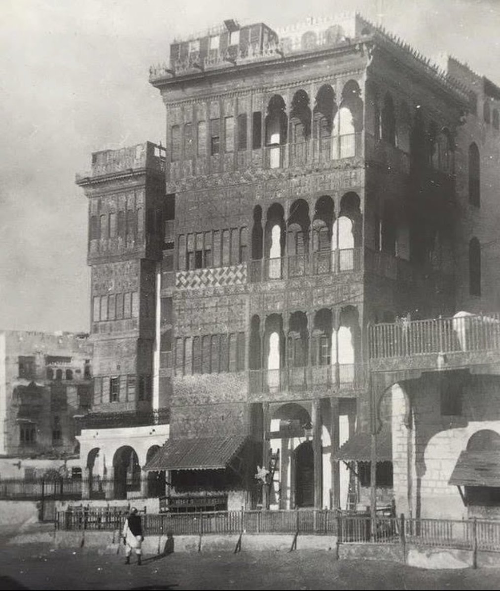 أ د ر tweet media