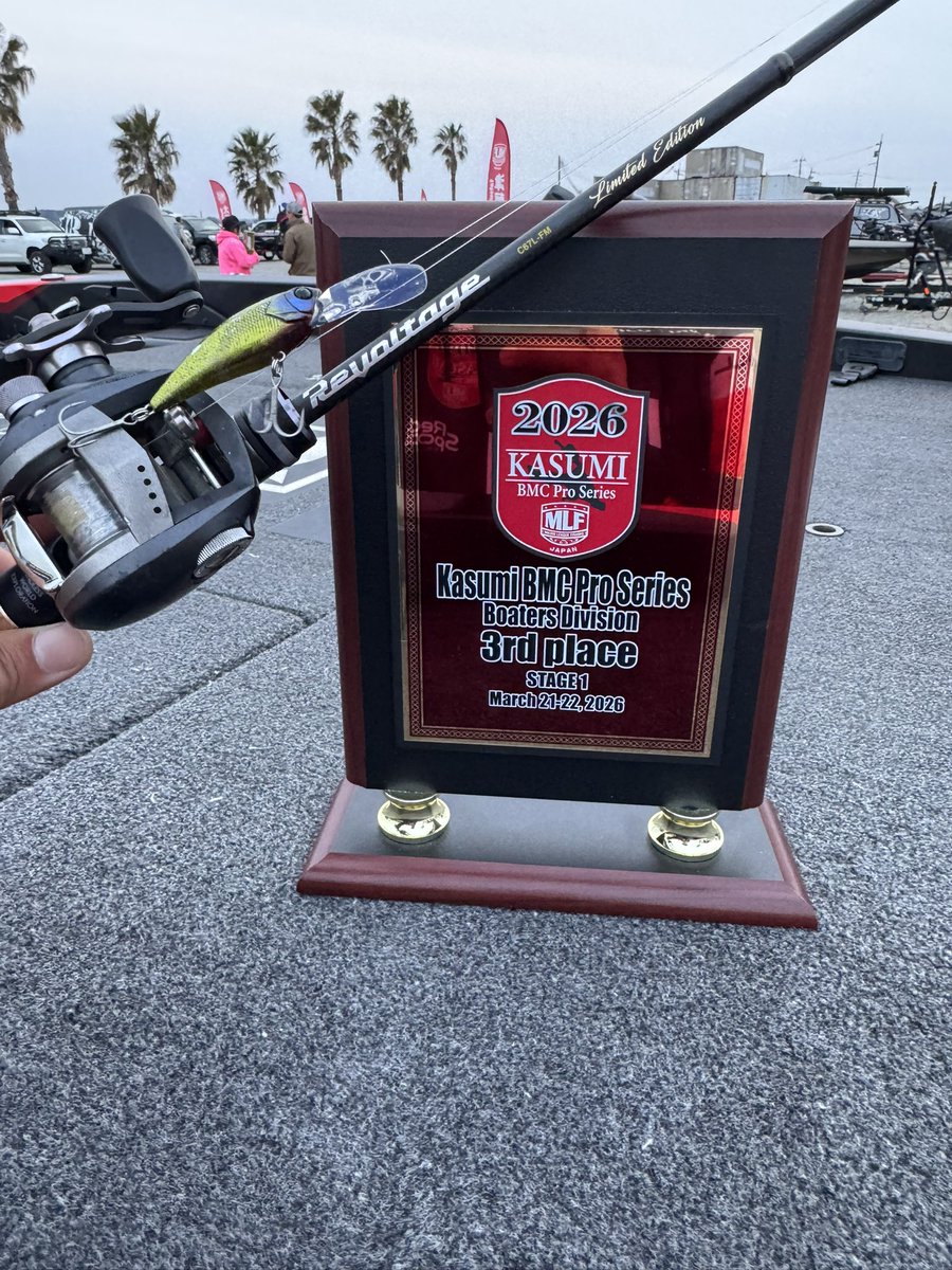 藤田夏輝 tweet media