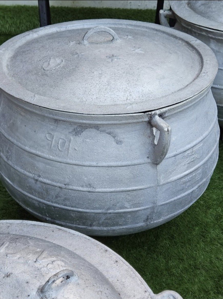 Ààrẹ Oní Fààjí tweet media