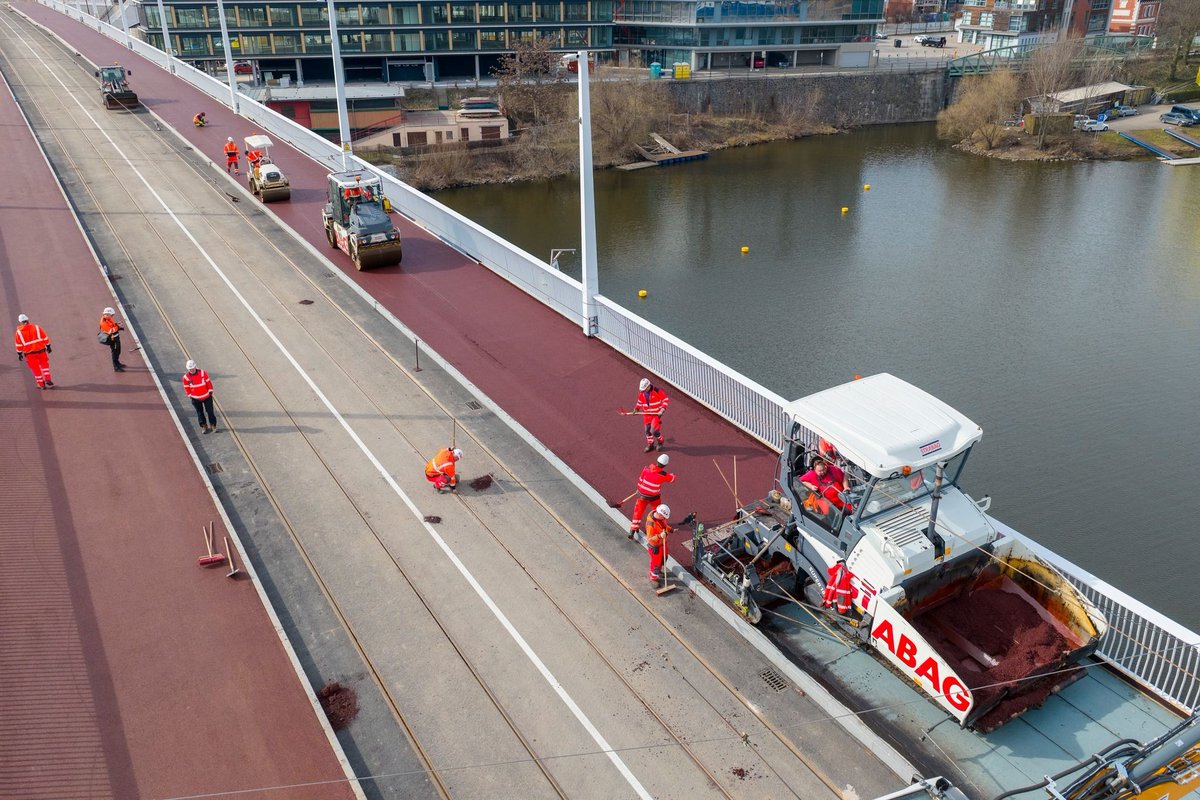 Městem na kole tweet media