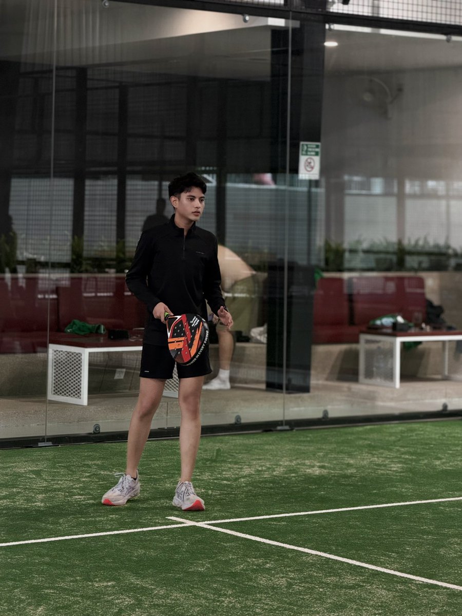 randelion tweet media