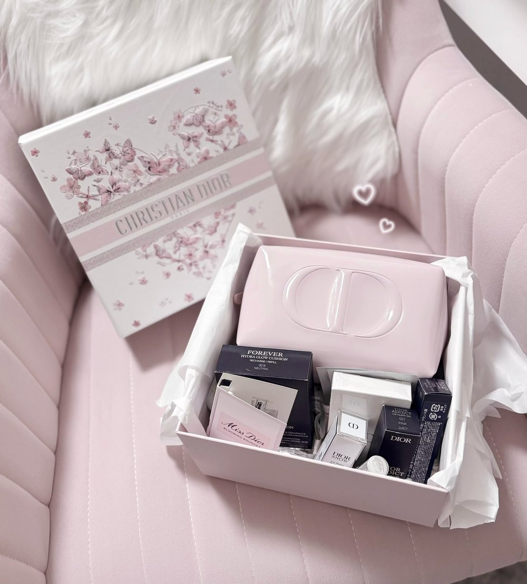 𝓜 ྀི tweet media