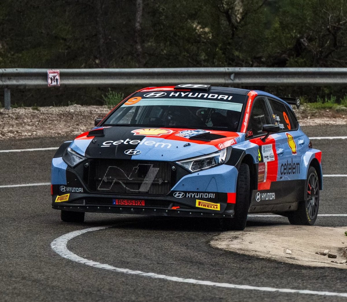 Hyundai Prensa tweet media