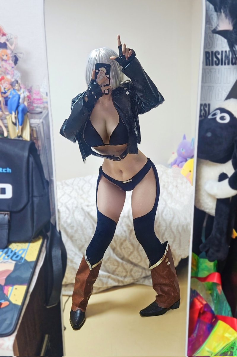 ଘHIEଓ tweet media