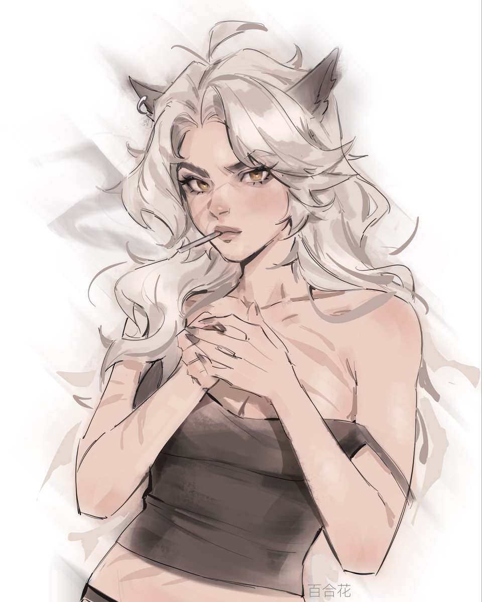 百合花 tweet media