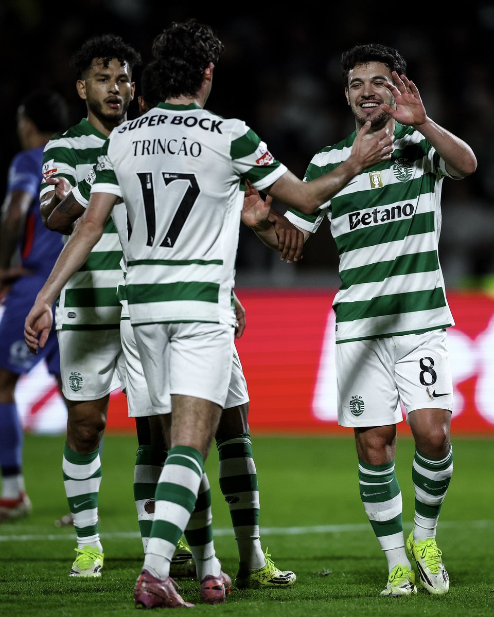SportingCP's tweet photo. De Alverca com os 3️⃣ pontos na 🧳 #FCASCP https://t.co/DdQ4EDPFOI