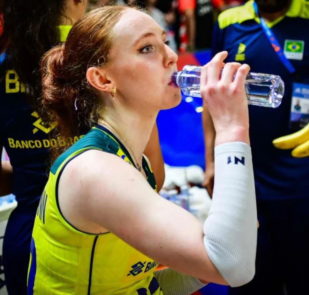 quantos dias faltam pra julia sair do thy tweet media