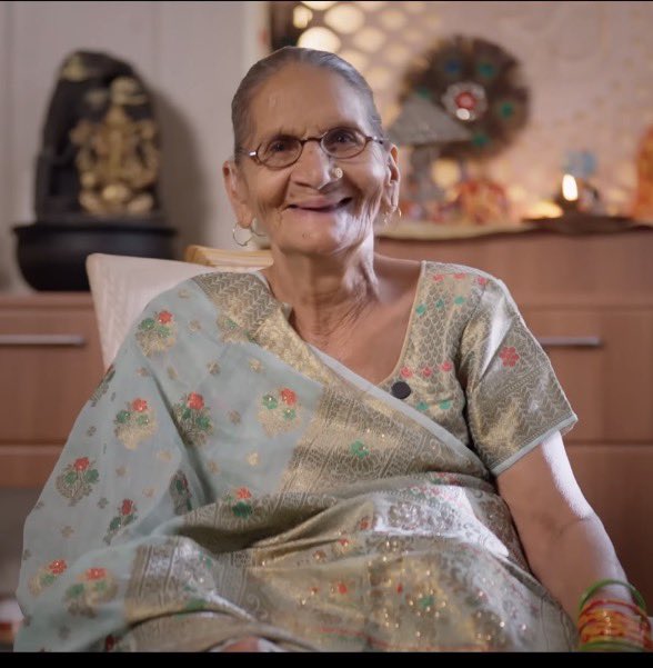 Kaifi143's tweet photo. @ChaharMalti I Love Your Dadii❤️
Chanda Chahar😍
unki story sunke bht acha laga🤗
Lots of love and may she live long🙏
Love you also🌹 #MaltiChahar #StoryOfChahars #AskMalti https://t.co/3GdVaHYofJ