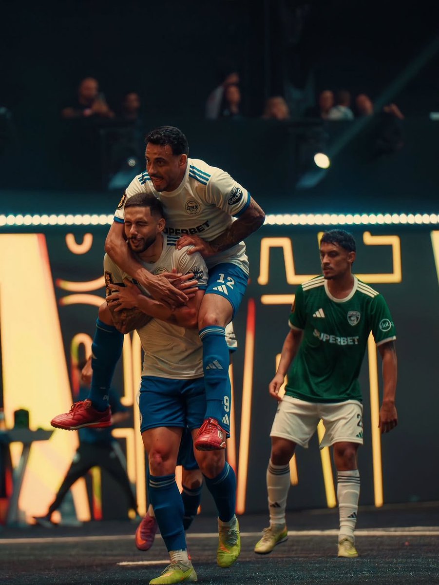 Leonardo Romanini tweet media