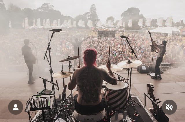 karen thompson tweet media