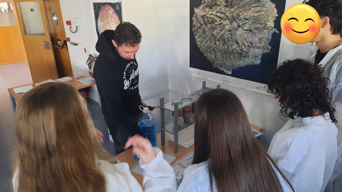 URJCcientifica tweet media