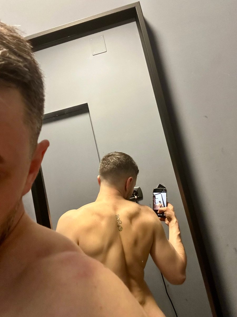 Boni italiani 🍆💦🍑🇮🇹 tweet media