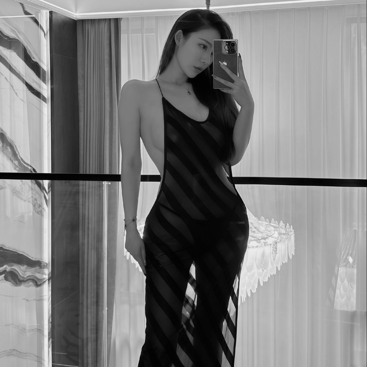 𝙀𝙇𝙇𝙀𝙉𝙊𝙍𝘼 FLEUR. tweet media