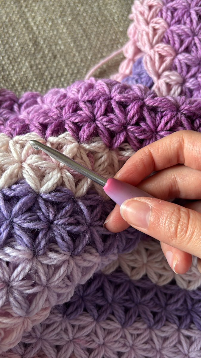 Une.petite_creatrice tweet media