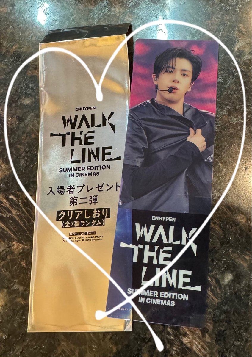 yu___min1013's tweet photo. 入場者プレゼント第2弾
映画『ENHYPEN [WALK THE LINE SUMMER EDITION] IN CINEMAS』 クリアしおり

【譲】　ジェイク　JAKE
【求】　ジェイ　JAY

郵送交換希望です
お気軽にリプ・DMください🐈‍⬛💚
よろしくお願いします🙇🏻‍♀️

#ENHYPEN交換 https://t.co/VzNQ81qWGA