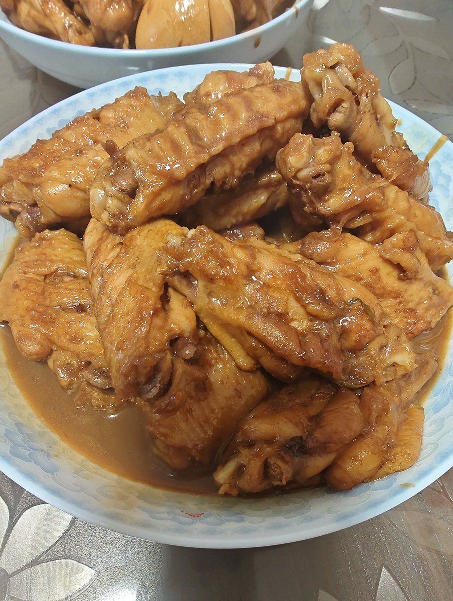 系统给我起名叫阿白 tweet media