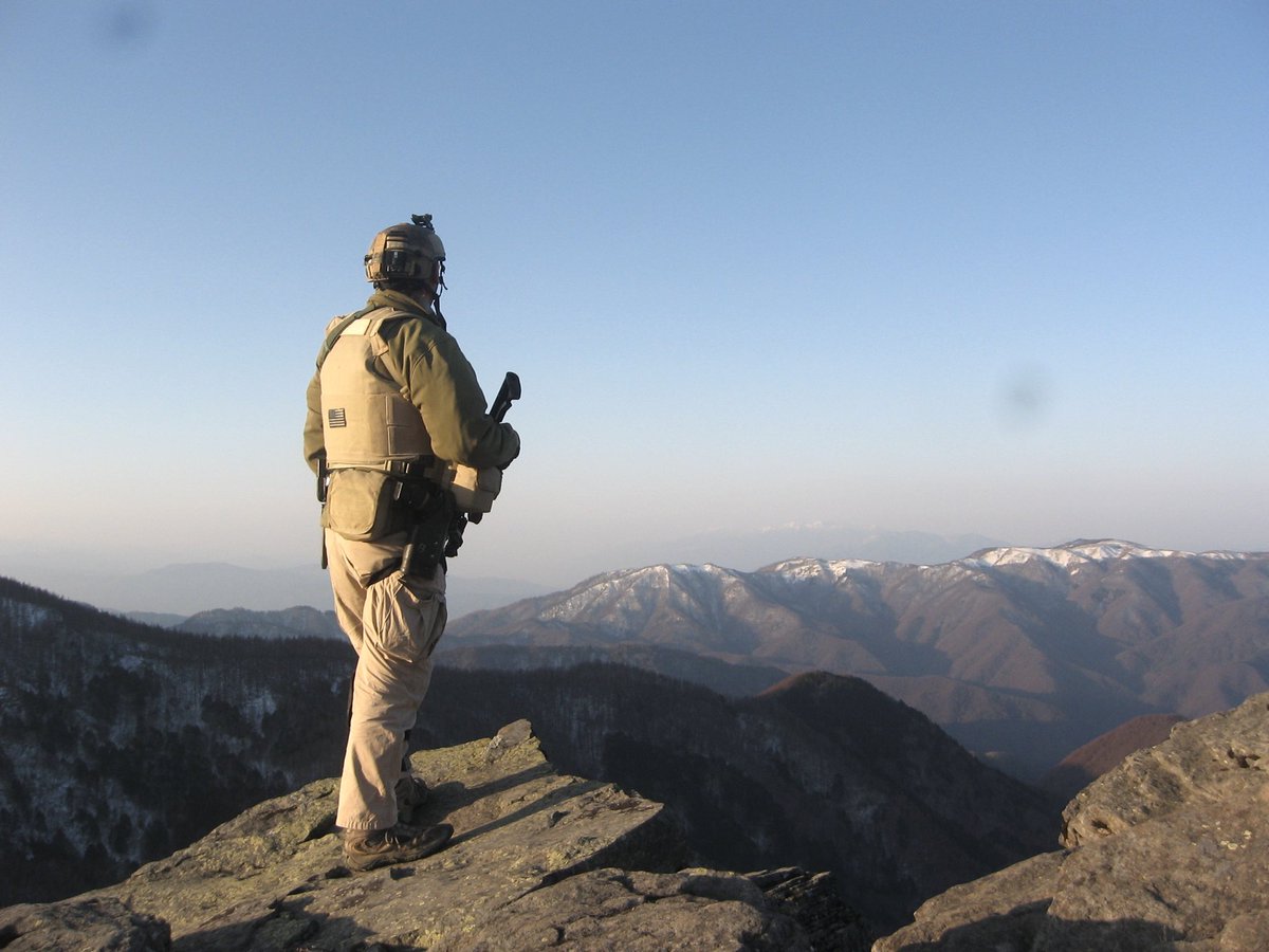 まきお tweet media