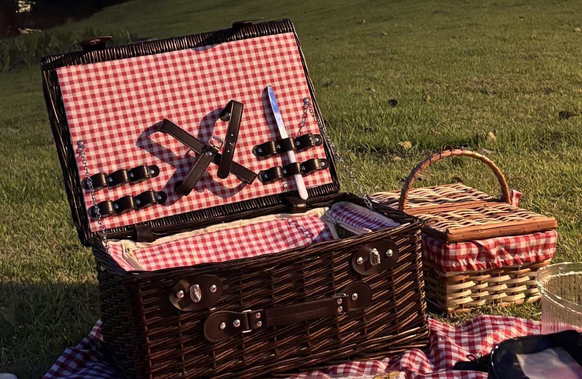 ⋆⭒˚｡⋆ tweet media