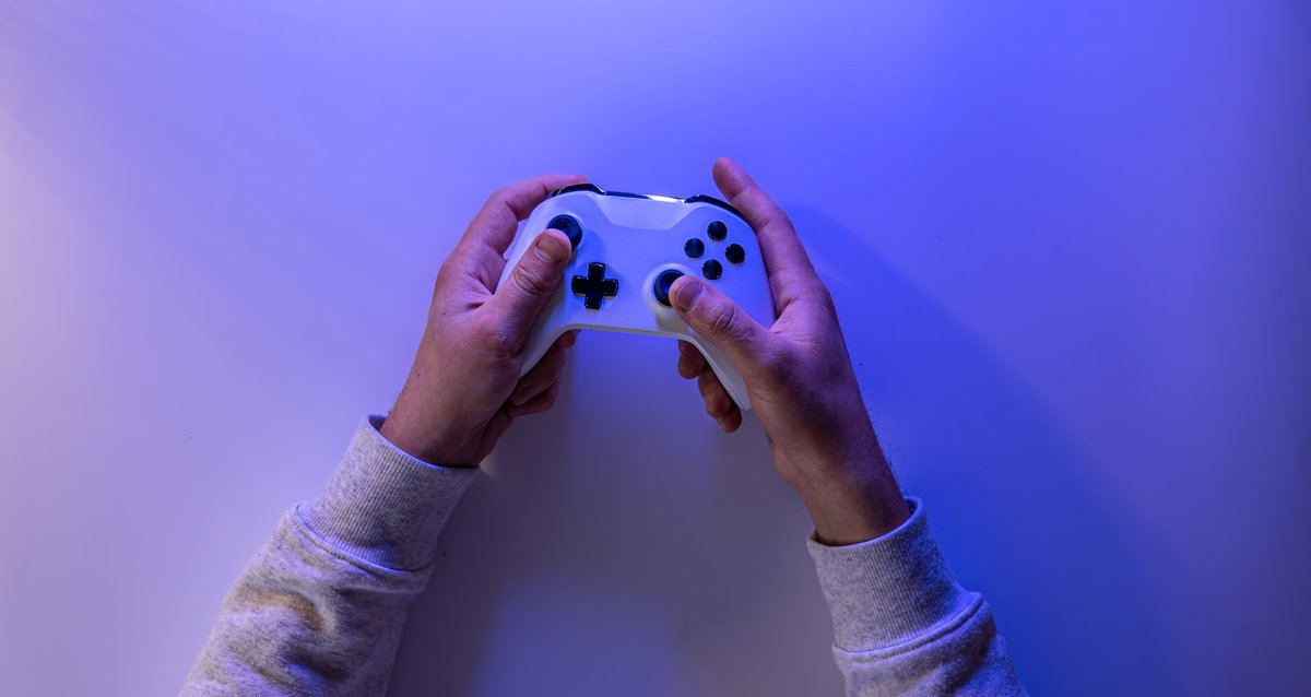 Aktiveapp's tweet photo. E-Games
At AKTIVE SPORTS Center, enjoy PlayStation games wit
h your friends in a comfortable and fun environment 
Affordable prices make it easy to game
Book now- get ready to play
#fujairahsports
#kalbasports
#khorfakkansports
#aktivesports
 https://t.co/S15fU0Mmcc
056 2348787 https://t.co/zdT6udGqcf