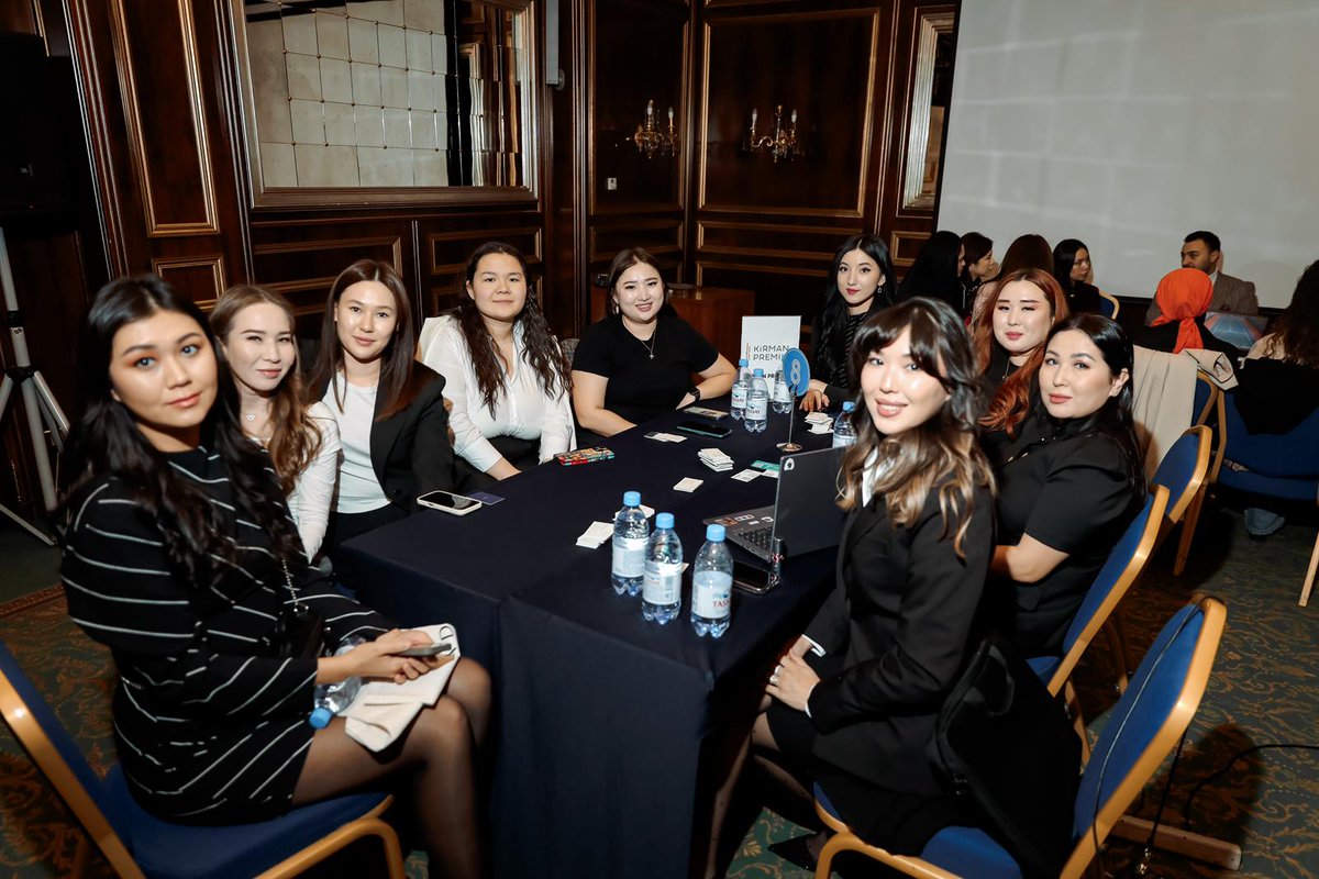 kirmanpremium's tweet photo. Kirman Premium olarak, Almaty, Astana, Aktobe ve Shymkent şehirlerini kapsayan Avium - Selfie Travel Kazakistan Roadshow programında turizm profesyonelleri ve değerli iş ortaklarımızla bir araya geldik. 🤝

#KirmanPremium #Avium #SelfieTravel #KazakhstanRoadshow https://t.co/qwIv0sB4Nd