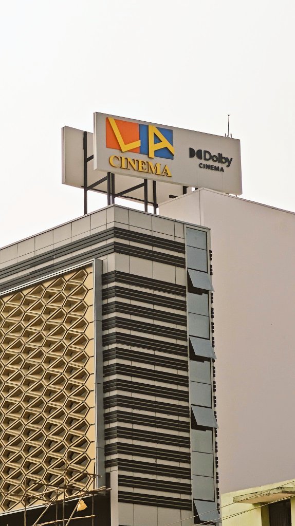 Trichiites tweet media