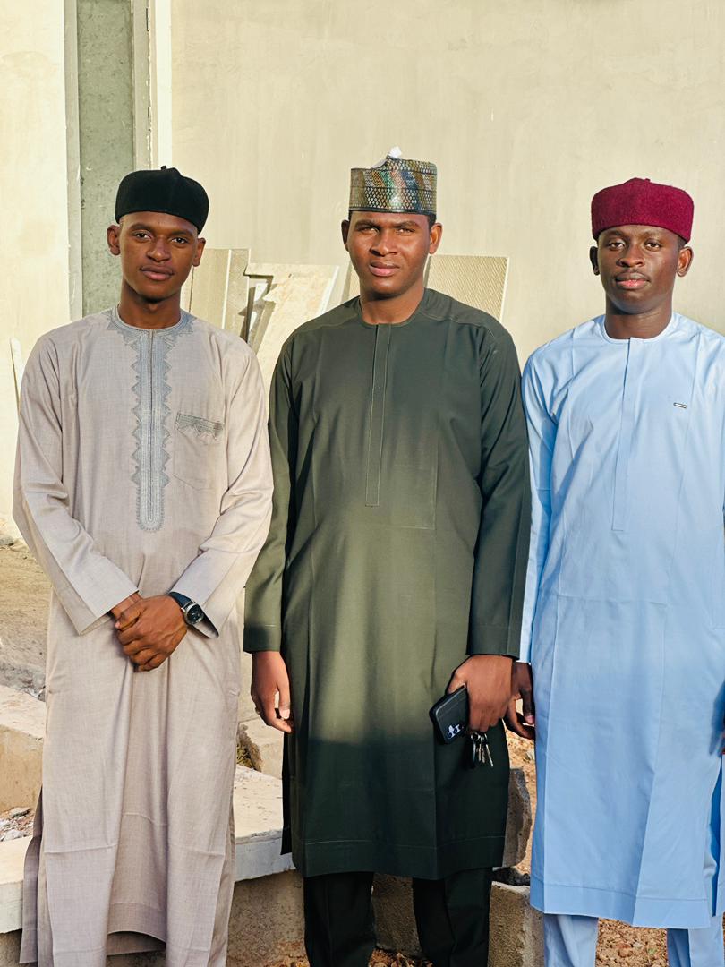 TareekhAzeez's tweet photo. Eid Mubarak https://t.co/XN0GtoBZoh