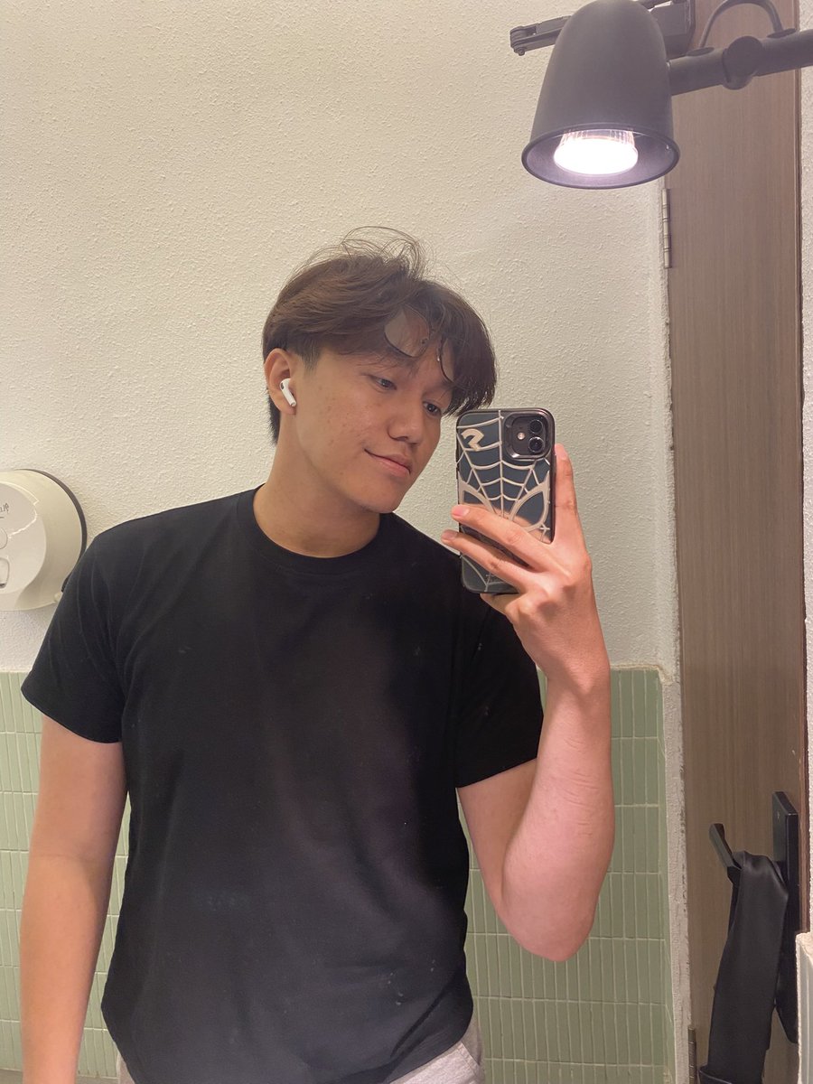 charli.xox tweet media