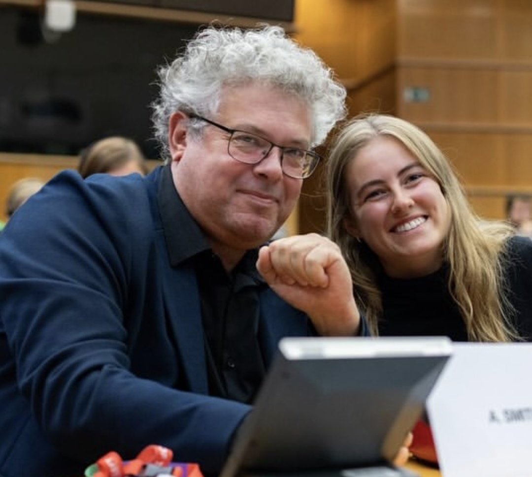 Surmulot tweet media