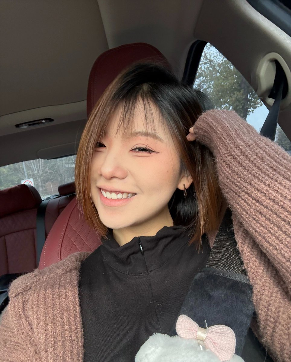 GzGuardian's tweet photo. 本大队接到热心市民举报，称在广州市白云区某小区内疑似有人进行卖淫嫖娼活动，卖淫女子年龄大概20岁，身高162cm，体重45kg，胸围36C，每次收取600嫖资，接到举报后本大队马上安排相关资源进行了紧密的部署，通过志愿者的暗访调查，举报内容属实，本次行动完美结束。 https://t.co/Gzrx3iXzTp