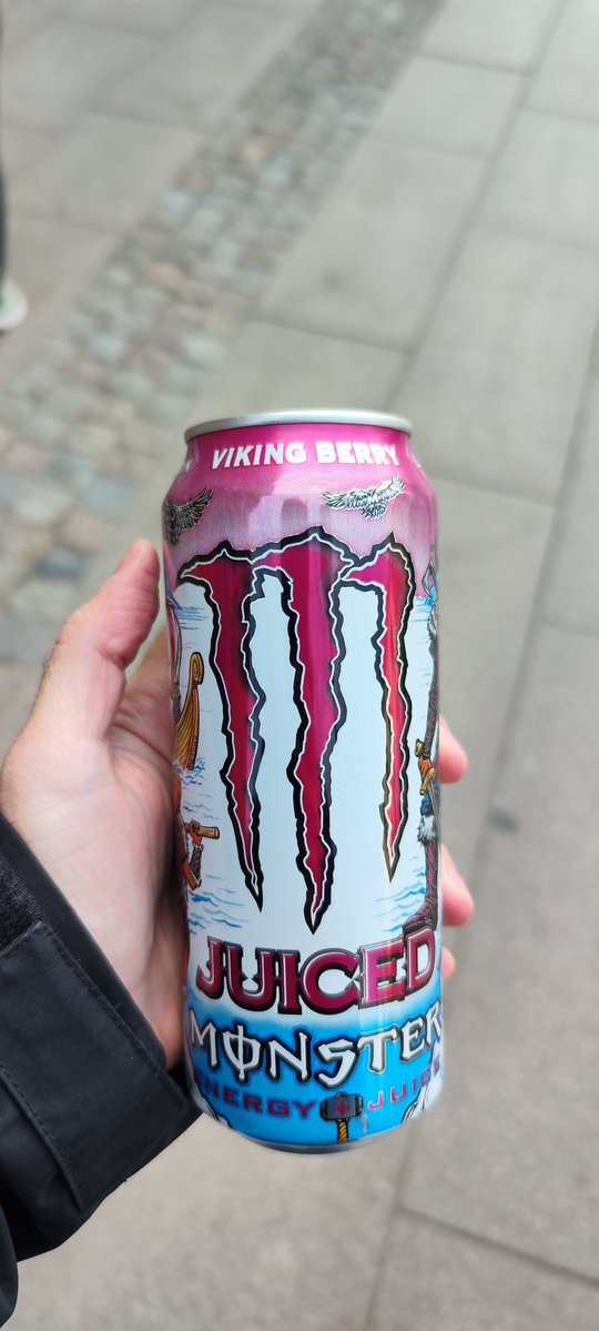 ALEXIS ᓚᘏᗢ tweet media