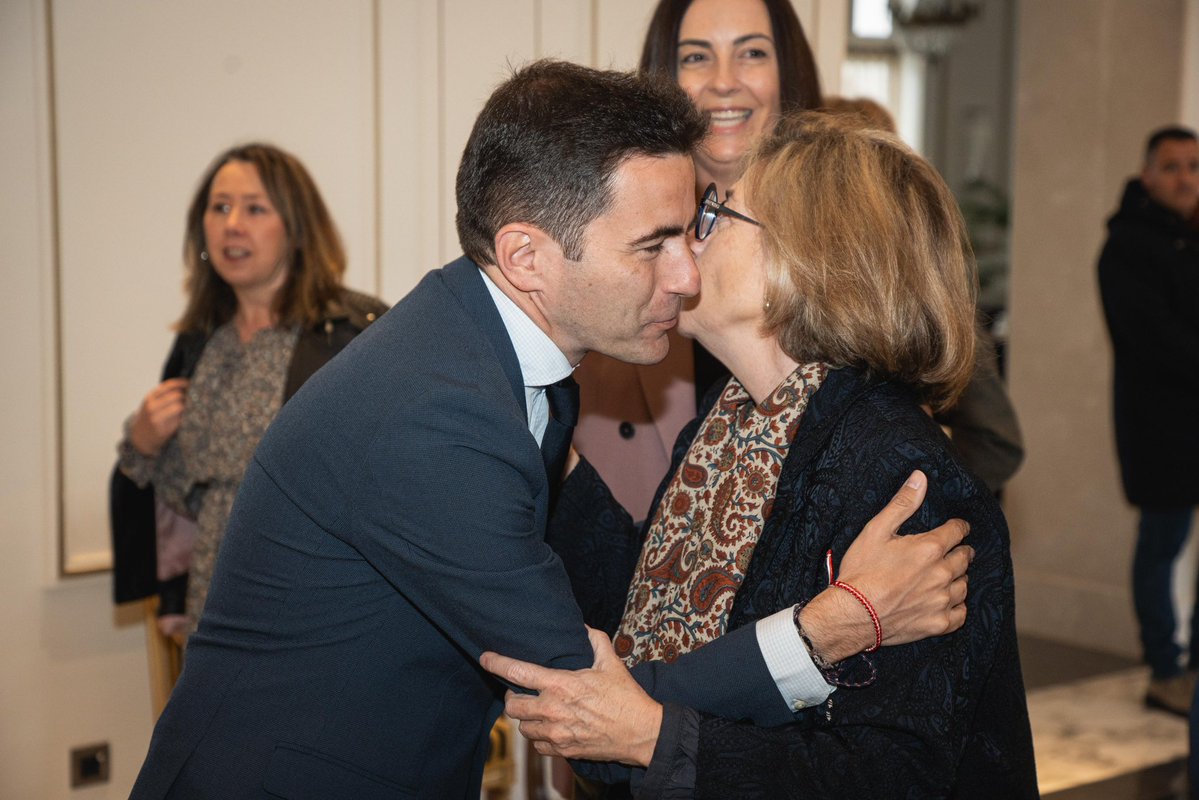 Pedro Casares tweet media