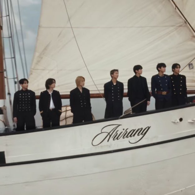 BTS Charts tweet media