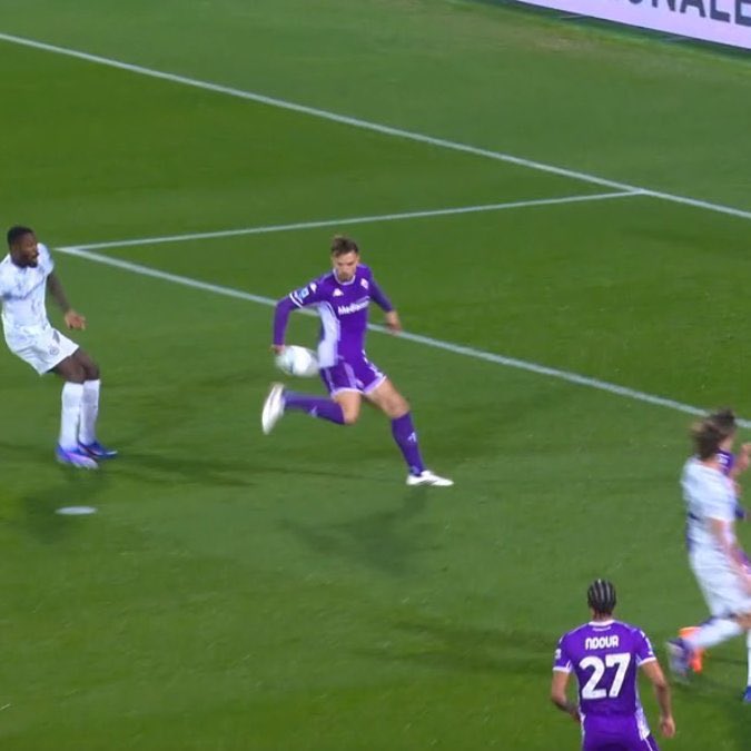 سومر ثقب اوروبا | ⭐️ 𝐗𝐅𝐚𝐫𝐢𝐬 ⭐️🚬 tweet media