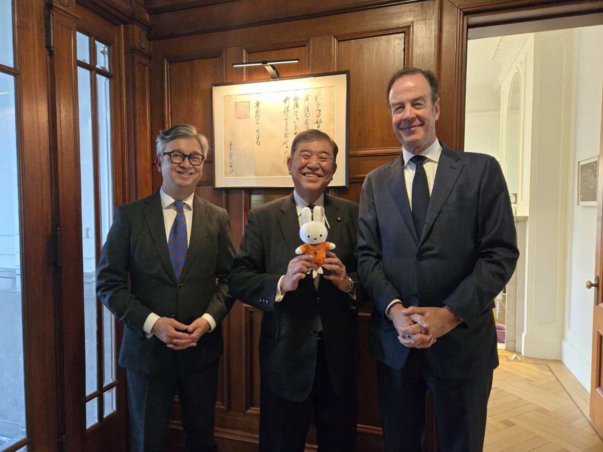 石破茂 tweet media