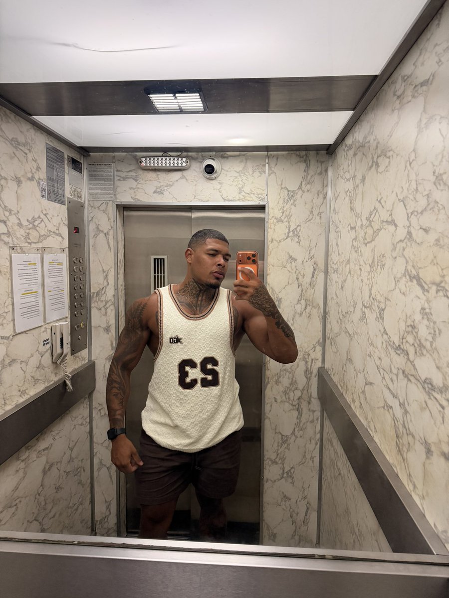 Lucio 🦍 tweet media