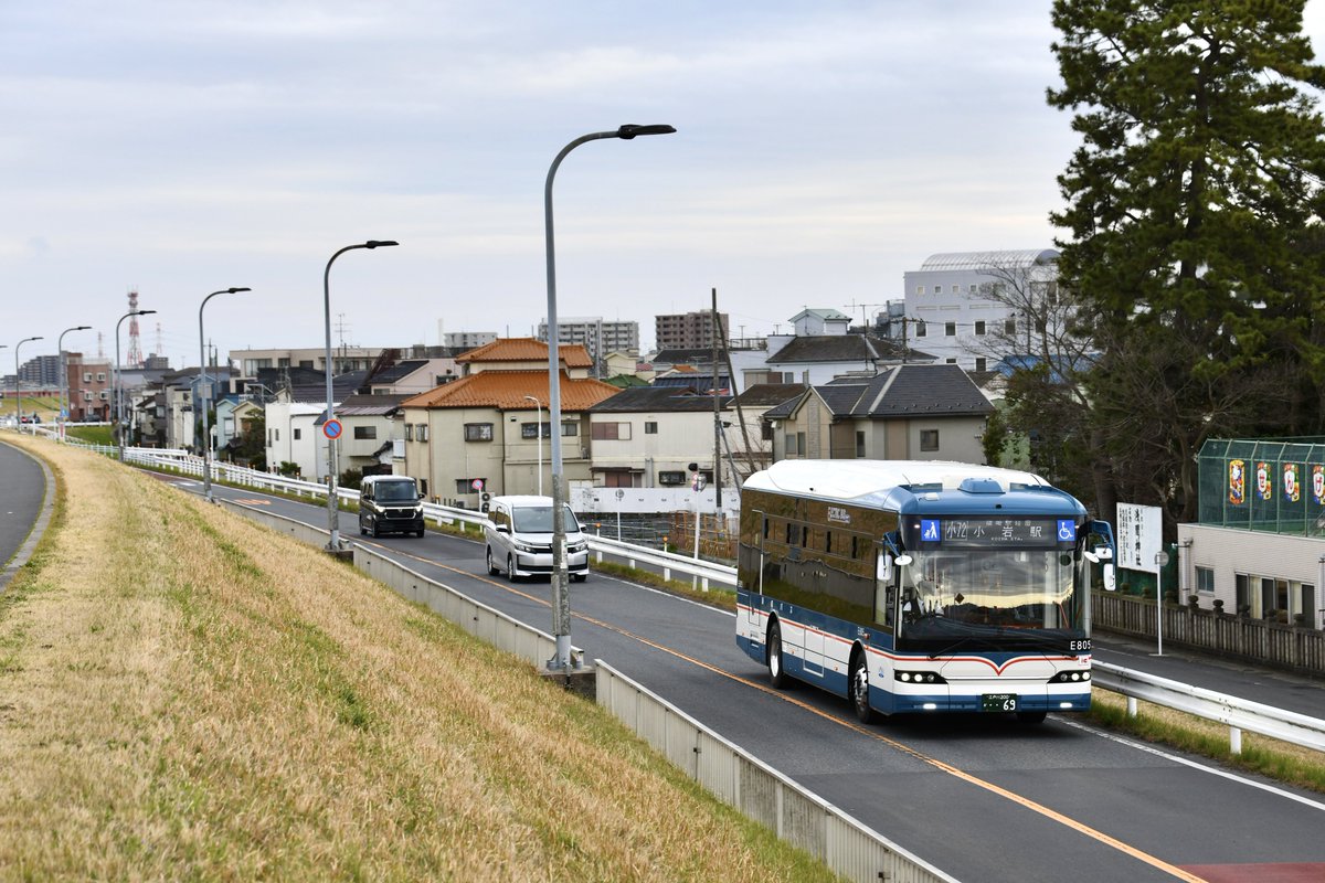 u_ht2m's tweet photo. 京成バス

E190
足立200か3421
QSG-LV234L3

E805
江戸川200か69
BYD K8

E246
足立200か4513
2KG-LV290N4 https://t.co/E7vul2n6KY